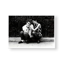 Lade das Bild in den Galerie-Viewer, Postkartenset - Aglaia Risch: Postkartenserie mit 40 Motiven