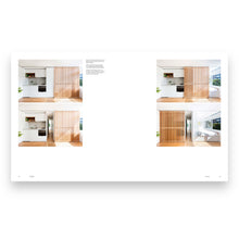 Lade das Bild in den Galerie-Viewer, Never Too Small