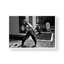 Lade das Bild in den Galerie-Viewer, Postkartenset - Aglaia Risch: Postkartenserie mit 40 Motiven