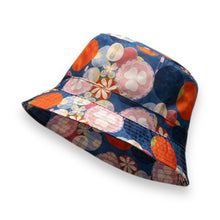 Lade das Bild in den Galerie-Viewer, Rain Hat Af Klint No. 2