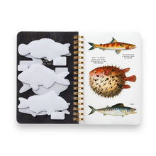 Lade das Bild in den Galerie-Viewer, Judgy Fish - Sticker Book