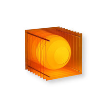 Lade das Bild in den Galerie-Viewer, Lớp Small Square in Orange - Sculptural Lamp