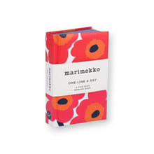 Lade das Bild in den Galerie-Viewer, Marimekko One Line a Day (Red Unikko) - A Five-Year Memory Book