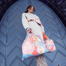 Lade das Bild in den Galerie-Viewer, Childhood - Hilma af Klint Recycled Bag