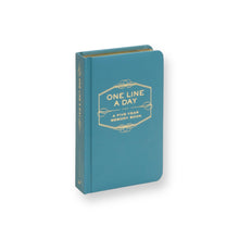 Lade das Bild in den Galerie-Viewer, One Line A Day: A Five-Year Memory Book