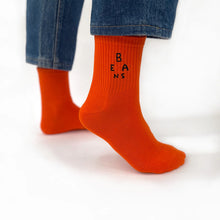Lade das Bild in den Galerie-Viewer, David Shrigley - Beans - Cotton Socks