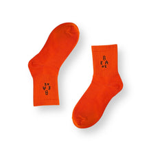 Lade das Bild in den Galerie-Viewer, David Shrigley - Beans - Cotton Socks