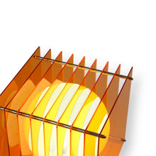 Lade das Bild in den Galerie-Viewer, Lớp Small Square in Orange - Sculptural Lamp