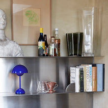 Lade das Bild in den Galerie-Viewer, Flowerpot VP9 Verner Panton 1968 - Cobalt Blue