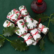 Lade das Bild in den Galerie-Viewer, Holly White Christmas Crackers - 6 Pack
