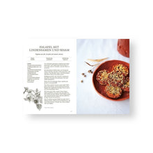 Lade das Bild in den Galerie-Viewer, Wundervolle Waldküche