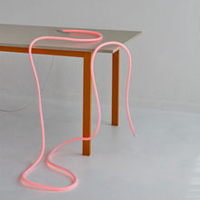 Lade das Bild in den Galerie-Viewer, Flex Tube - Designer Lamp (Red-5m)