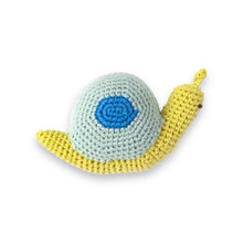Lade das Bild in den Galerie-Viewer, Crochet Rattle Snail