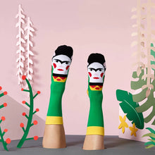 Lade das Bild in den Galerie-Viewer, Frida Callus - Art Socks
