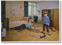 Lade das Bild in den Galerie-Viewer, Gebrüder Kölnig Postkartenverlag - Ludwig Windstosser Werbung für Energieversorgung um, 1960