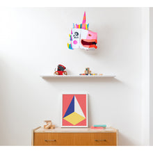 Lade das Bild in den Galerie-Viewer, Lily - 3D Cardboard Mask