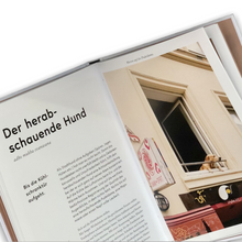 Lade das Bild in den Galerie-Viewer, Yoga While You Wait