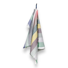 Lade das Bild in den Galerie-Viewer, Sigrid Calon - Tea Towel with a Tilburg Twist