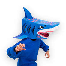 Lade das Bild in den Galerie-Viewer, Sharky - 3D Cardboard Mask