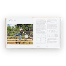 Lade das Bild in den Galerie-Viewer, How to Sew Clothes