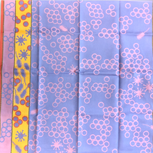 Lade das Bild in den Galerie-Viewer, Bella Salmonella pink kitchen set