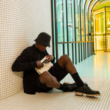 Lade das Bild in den Galerie-Viewer, Notabag Crossbody