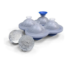 Lade das Bild in den Galerie-Viewer, Globe &amp; Moon Ice Tray
