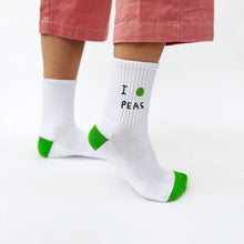 Lade das Bild in den Galerie-Viewer, David Shrigley  - I Pea Peas - Cotton Socks

