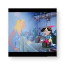 Lade das Bild in den Galerie-Viewer, Disney A Year of Animation - 2026 Daily Calendar
