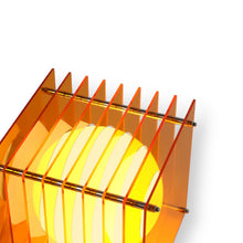 Lade das Bild in den Galerie-Viewer, Lớp Big Square in Orange - Sculptural Lamp
