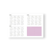 Lade das Bild in den Galerie-Viewer, Studio Ghibli My Neighbor Totoro 2027 - 12-Month Weekly Planner
