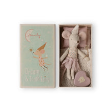 Lade das Bild in den Galerie-Viewer, Tooth Fairy Mouse - Little Sister in Matchbox
