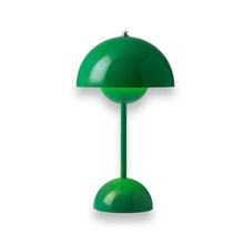 Lade das Bild in den Galerie-Viewer, Flowerpot VP9 Verner Panton 1968 - Signal Green
