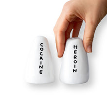 Lade das Bild in den Galerie-Viewer, Heroin and Cocaine - Salt and Pepper Shakers

