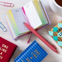 Lade das Bild in den Galerie-Viewer, Navy Stripes Mini One Line a Day - A One-Year Memory Book
