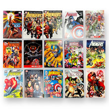 Lade das Bild in den Galerie-Viewer, Avengers - 100 Collectible Comic Book Cover Postcards
