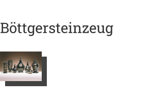 Postkarte von Böttgersteinzeug: Schwarz glasiert mit Lack- und Goldmalerei